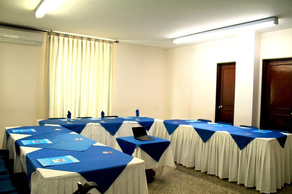 Hotel Ruittoque D Prada Bucaramanga Bagian luar foto